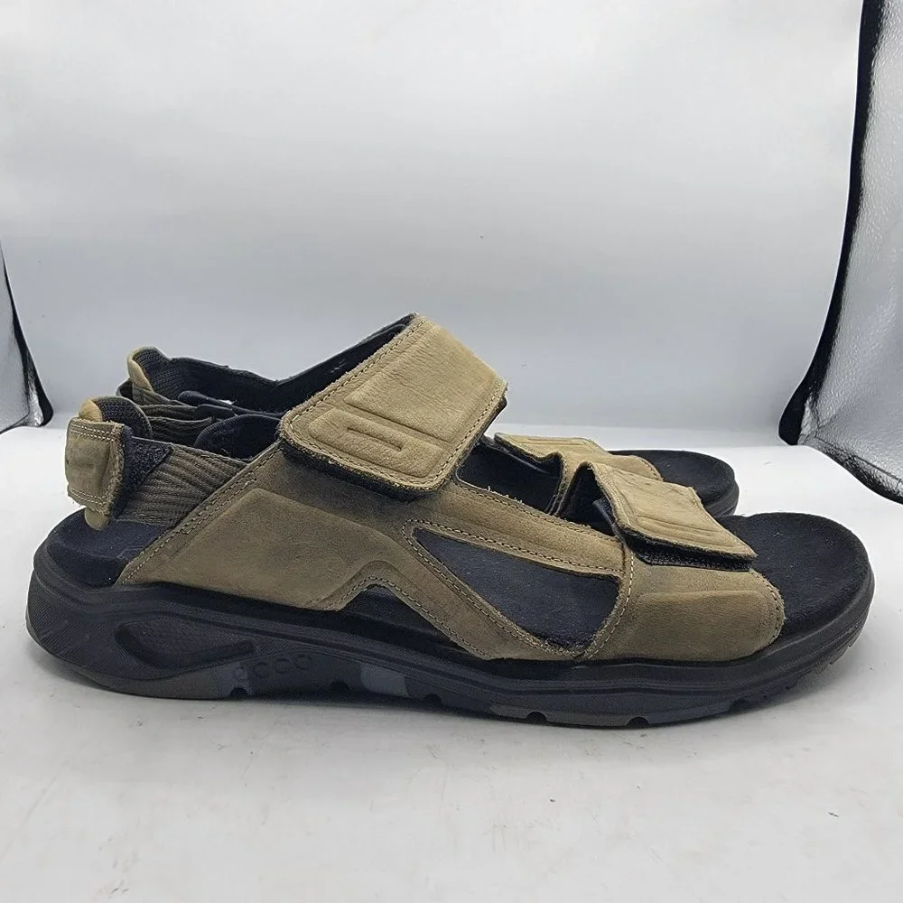 ECCO X-Trinsic Mens Size 10 Olive Green Leather Sport Flat Sandal Camo Soles